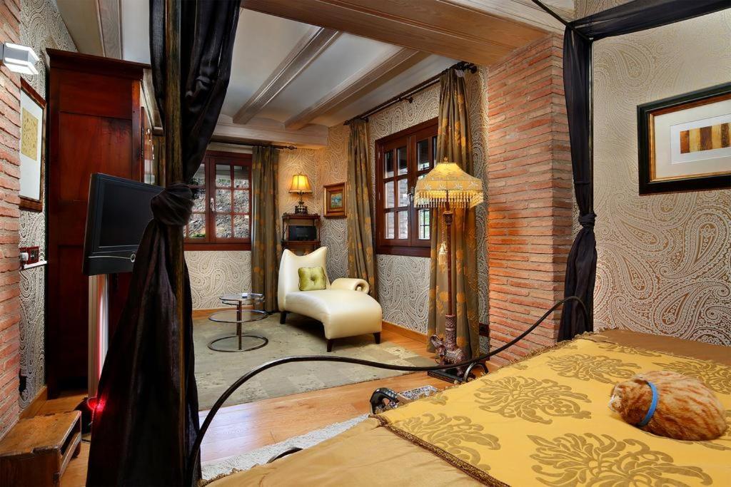 Casa Rural La Parra De Maribel Alquezar Exterior photo